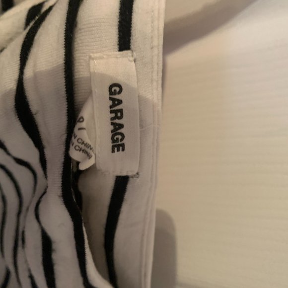 Garage Bungee Cami - Picture 2 of 2